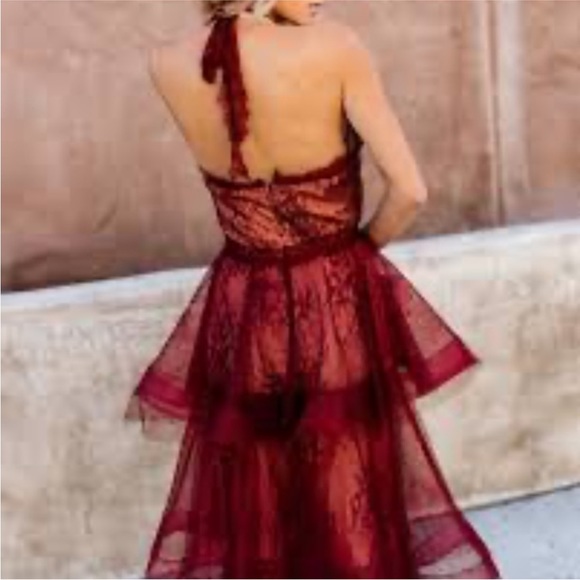 Luxxel Wine Tiered Lacey Tule Maxi Halter Maxi Size Small - Picture 2 of 16